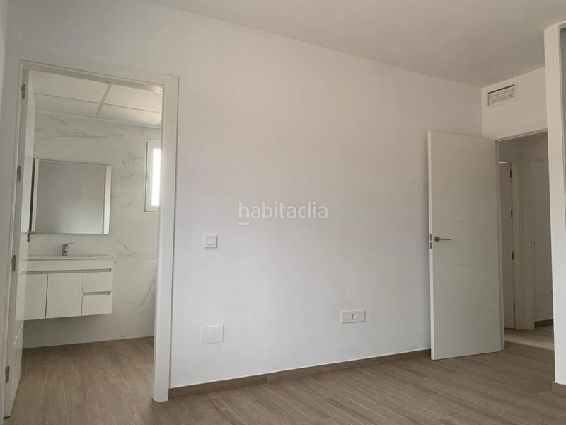 Foto bc41d79a-37cb-4730-9fc0-8fa6afb86016. Xalet amb aparcament a Abanilla