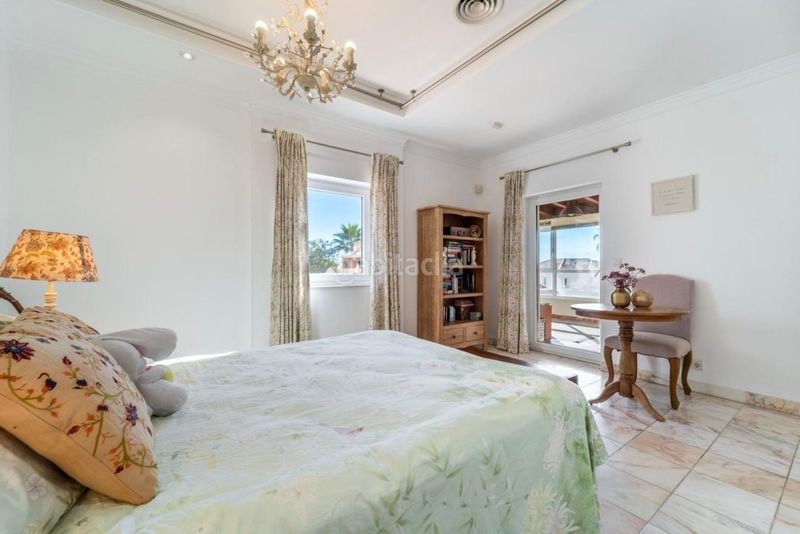Foto d8e7d678-055a-4980-91ed-01985e40e9ba. Xalet amb calefacció aparcament piscina a El Rosario - Ricmar Marbella