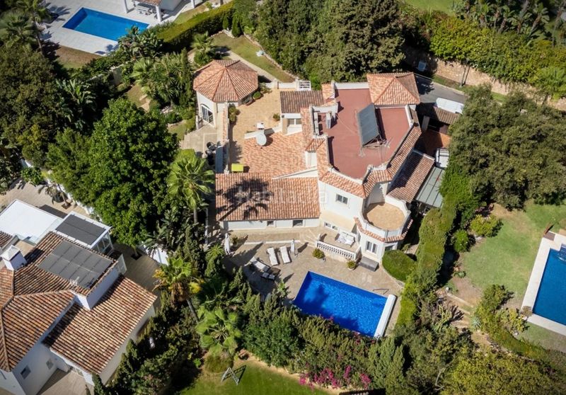 Foto f385749e-5b78-4af6-afb7-2c40449904d4. Xalet amb calefacció aparcament piscina a El Rosario - Ricmar Marbella