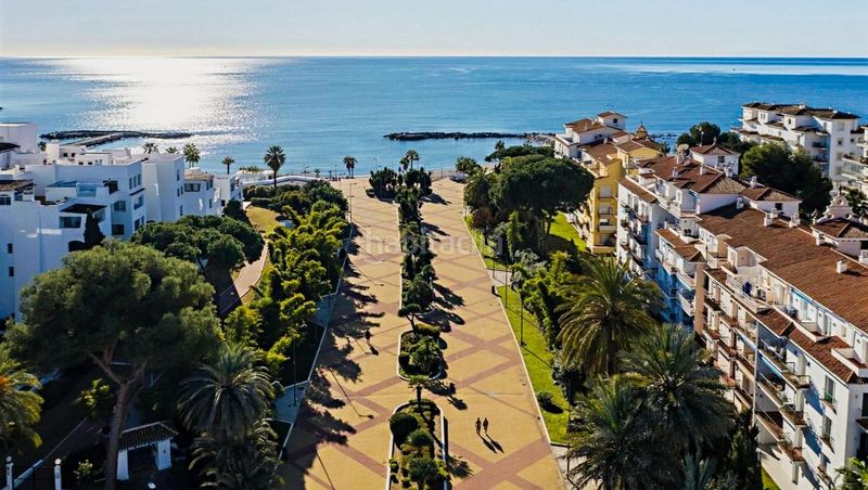 Foto 9bc6abb0-1427-484c-8794-5e010d2e5d7a. Piso en Puerto Banús Marbella