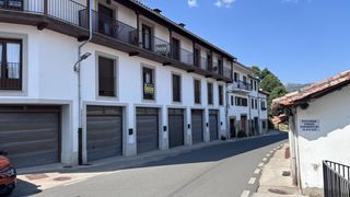 House  Manuel fonseca. Chalet en candelario, con garaje y bodega