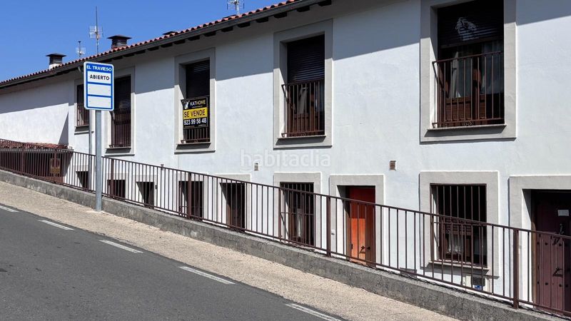Foto 02f8c195-59ee-4c09-b25c-5ebf9155c3c6. Casa amb aparcament a Candelario