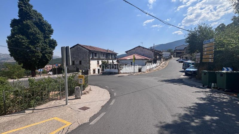Foto 0c7364f5-8100-43de-b903-4fd8d9b4a3bf. Casa amb aparcament a Candelario