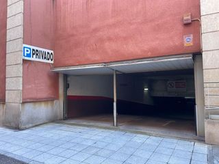 Parking coche en Avenida PORTUGAL, DE
