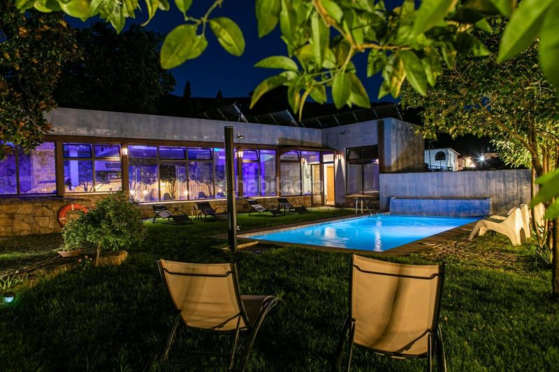 Foto 6ad1fe49-4256-4544-bb95-e39fa97e79fd. Edifici a San Martín de Trevejo