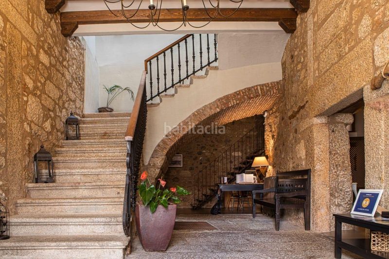 Foto c11f4cf3-d896-4b37-a977-abaff3770fcd. Edifici a San Martín de Trevejo