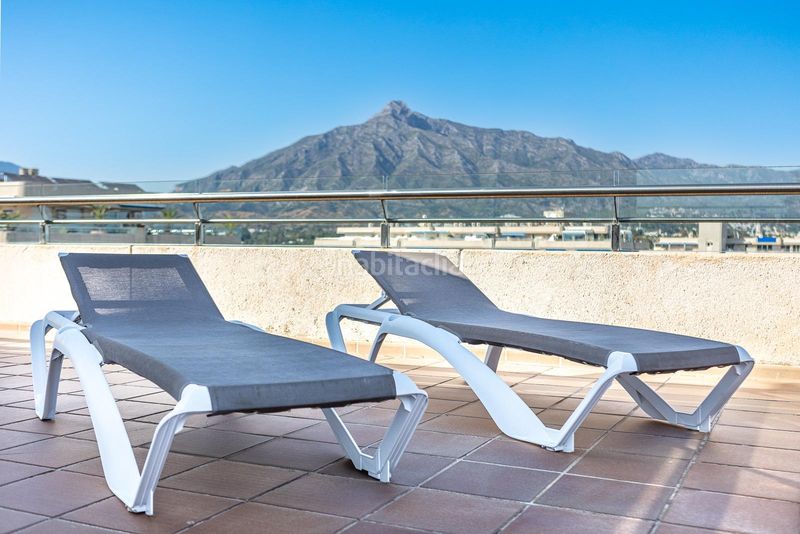 Foto 0facb5e0-e175-42fb-a9d5-069a6b7933d1. Àtic amb calefacció aparcament piscina a Puerto Banús Marbella