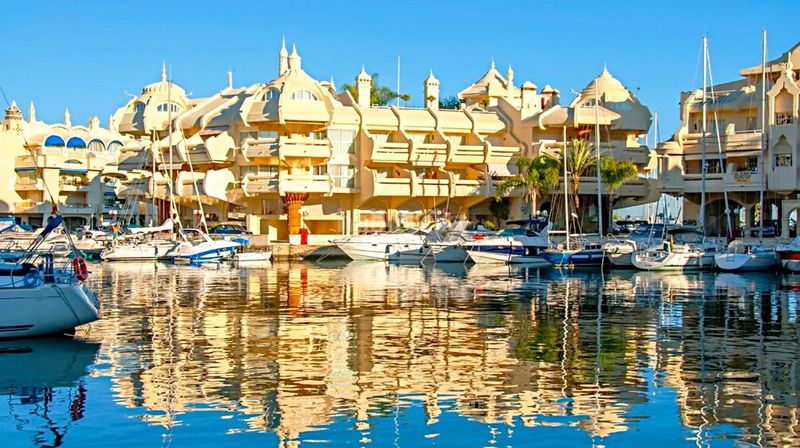 Foto d177725f-953d-4fd5-8f6e-4d9aef2e7b52. Pis amb calefacció aparcament a Puerto Marina Benalmádena
