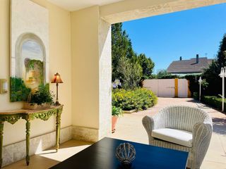 Xalet  Calle pino. Oportunidad! espectacular chalet independiente en la rad i