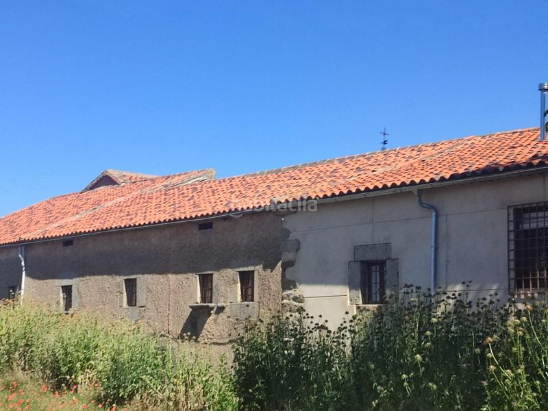 Foto c128d6cb-9ac7-4bed-b270-9deb3819593b. Casa amb calefacció a Ledesma