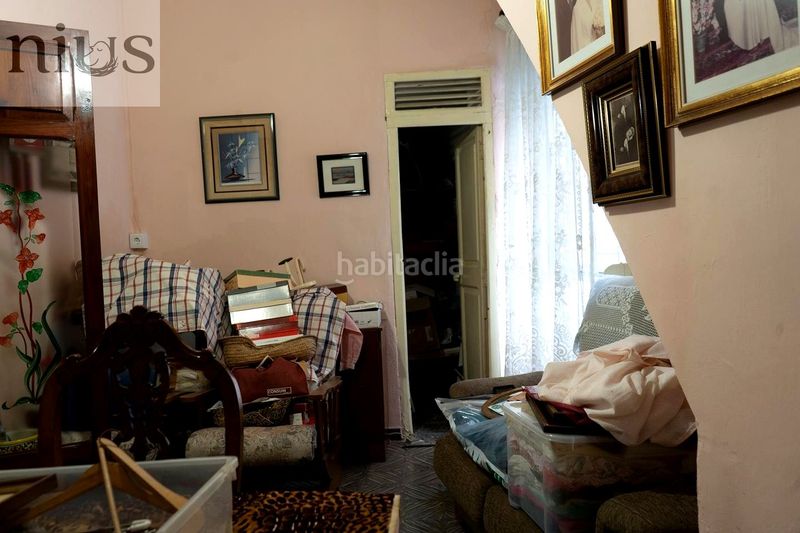 Foto b8ef9898-35a8-42c2-8a79-149632af3809. Casa amb aparcament a Silla