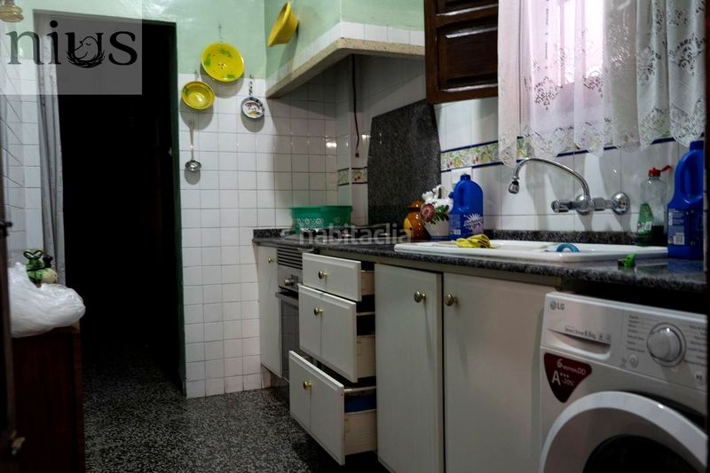 Foto ce908331-442e-4501-afaf-4ebb64a9e989. Casa amb aparcament a Silla