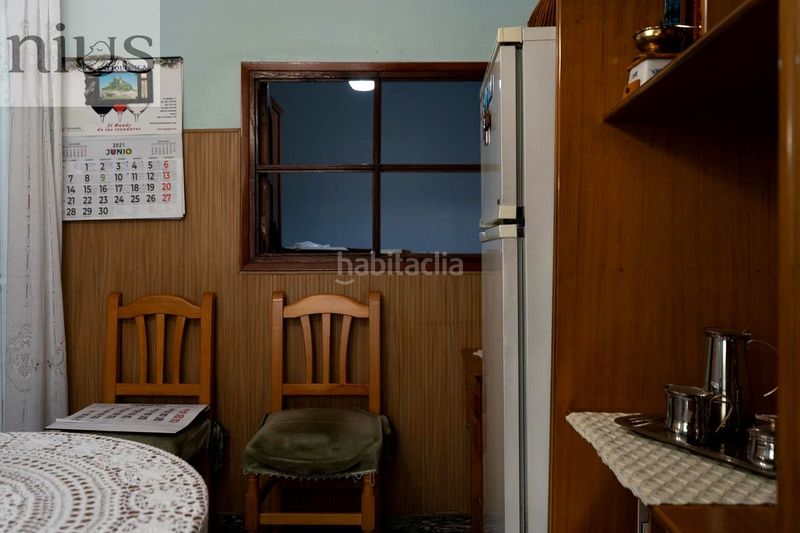 Foto f94f57ad-3549-4817-8184-21d5c6e5a60f. Casa amb aparcament a Silla