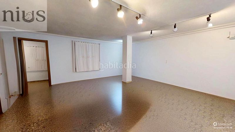 Foto 1c0b73c5-21b3-42a0-a8a0-f7bbfd5c8b4c. Affitto ufficio in Silla