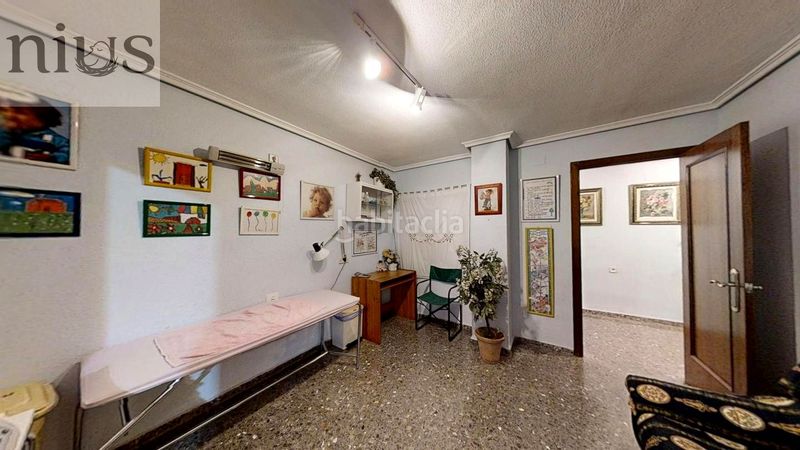 Foto 5d973a05-c2d3-4457-afb8-76533bc6d683. Affitto ufficio in Silla