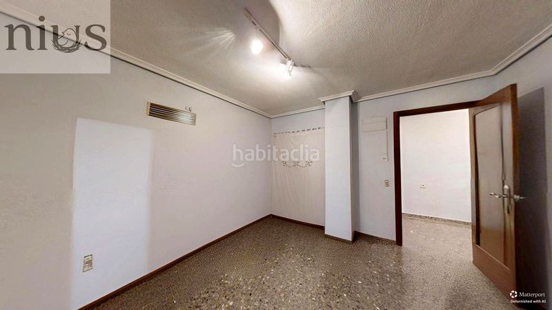 Foto 6158f08f-4bf7-43f1-bb84-210123b142b2. Affitto ufficio in Silla