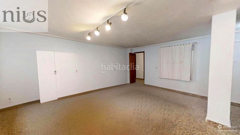 Foto b547c6a8-abe2-4e9b-a4f9-d034c1b4afec. Affitto ufficio in Silla