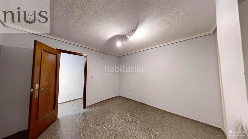 Foto db60ad54-00df-49e9-bbe2-d4d1d702f011. Affitto ufficio in Silla