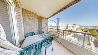 Pis en Les Palmeres. Vivienda con vistas al mar en playa de motilla