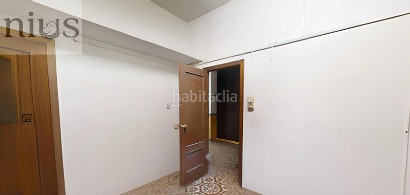 Foto e43891cb-4842-4b34-8fb8-1c2c5c6f83b7. Local comercial a Silla