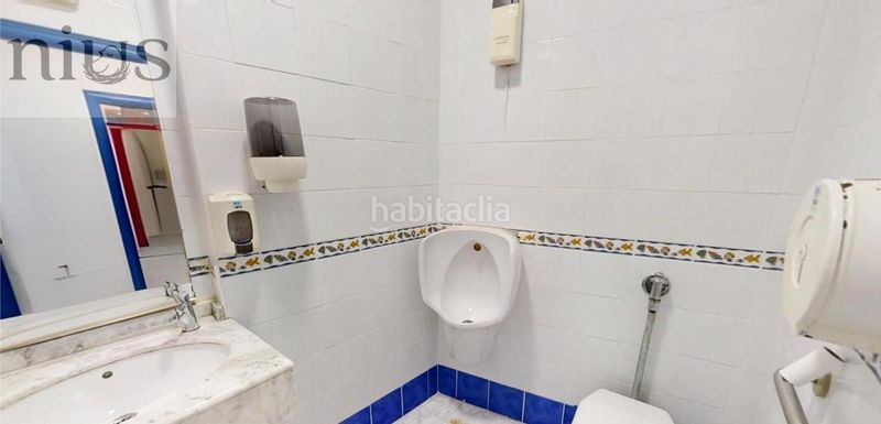 Foto b8b074c6-8636-4abb-95c1-99f1f12fecb7. Local comercial a Silla