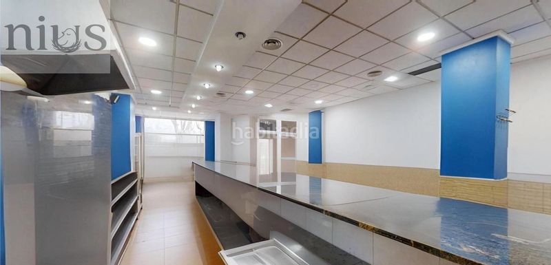 Foto b8b83431-aff0-46b3-baec-c18ad7da1db8. Local comercial a Silla