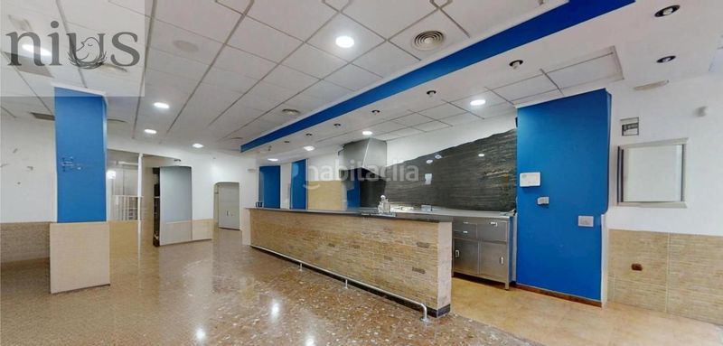 Foto c7fdddb7-e15e-498a-8a57-9966bbd48f19. Local comercial a Silla