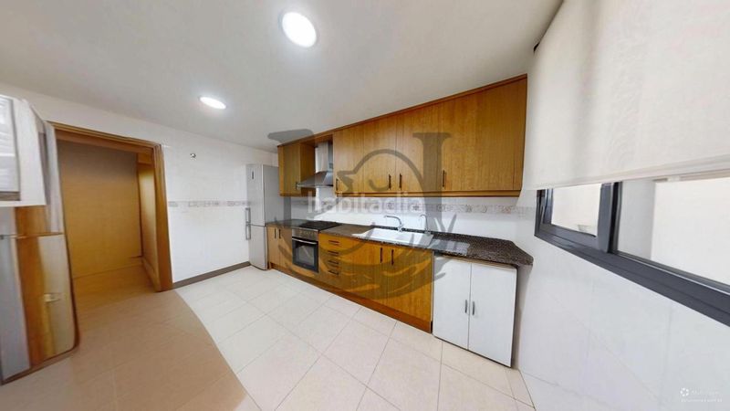 Foto 6ea12059-d363-4682-9441-6a6ff2c6e669. Àtic amb aparcament a Alginet