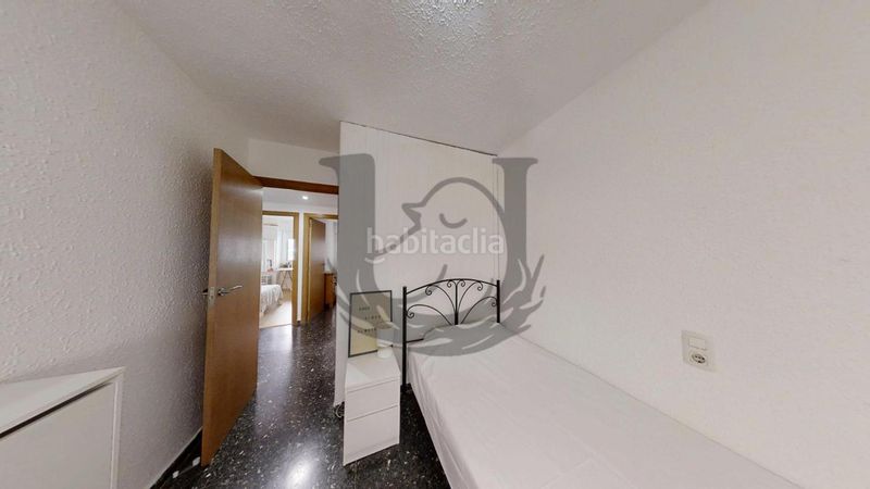 Foto d7069aa5-0847-4ba5-82dc-1eadb64cf329. Pis a Silla