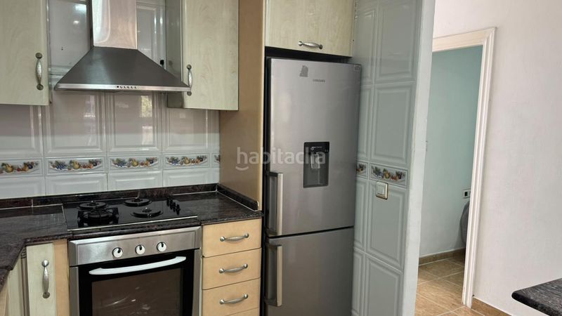 Foto 51cad9d5-dcf6-4b8a-8024-c239228d80a2. Planta baixa a El Cabanyal-El Canyamelar Valencia