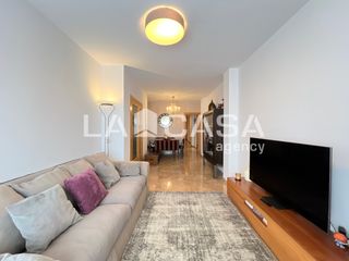 Piso  Carrer d'isaac alb�niz