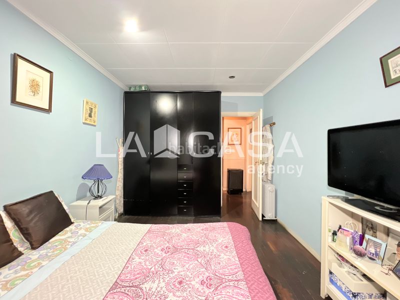 Foto a1cbd120-bb9c-45a1-ba76-87ae70fdc74a. Pis a Llefià Badalona