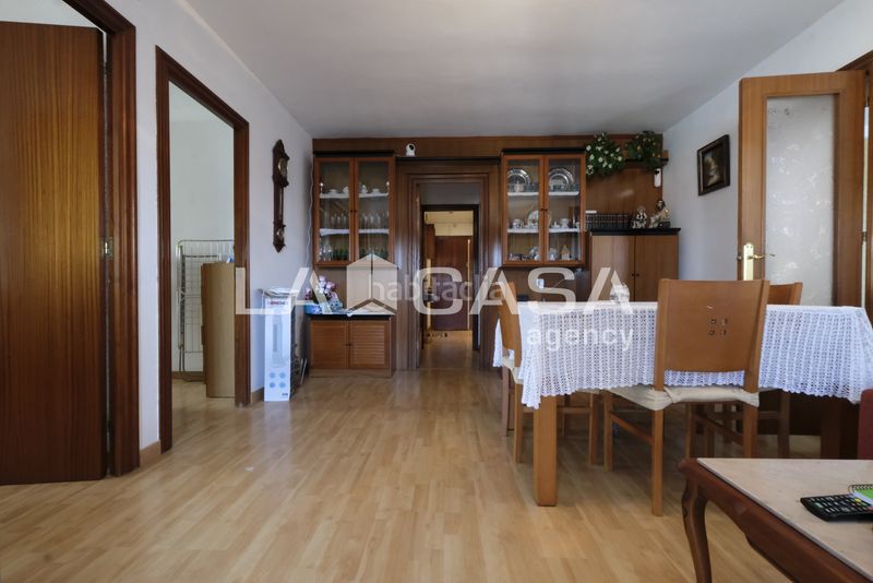 Foto 4db27e8b-9a4f-4141-8b66-b88b2d4a9edb. Pis a La Guineueta Barcelona