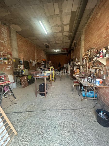 Foto d1149896-848d-40ba-959f-3051d4ba59d6. Local comercial a El Junquillo - Vistalegre Utrera