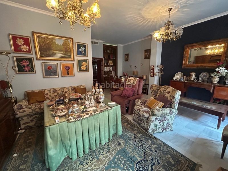 Foto d6d6065e-0801-4db1-9465-84fd2914c1a0. Casa in Centro Utrera