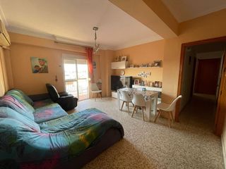 Etagenwohnung  Calle echegaray. Piso en barriada san joaqu�n!