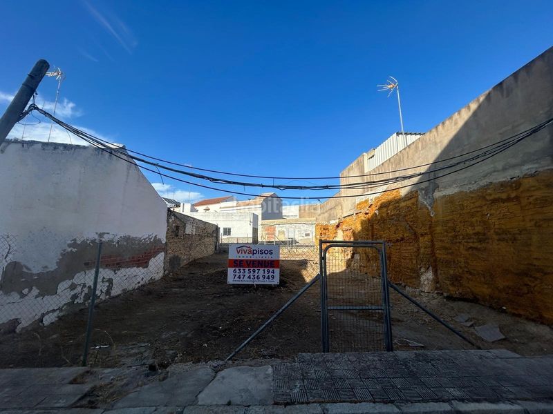 Foto f41e867c-78e1-4819-aa2b-ba9d8457acf9. Terreny residencial a Salesianos Utrera