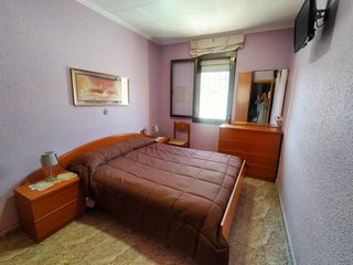 Etagenwohnung  Carrer del flamicell. Bajo en torre romeo