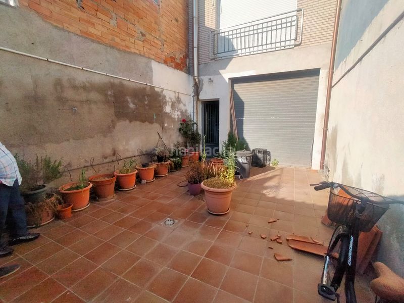 Foto d196a5ce-b684-4834-aa7b-92bb8bbe34d5. Casa adossada amb calefacció aparcament a Creu de Barberà Sabadell