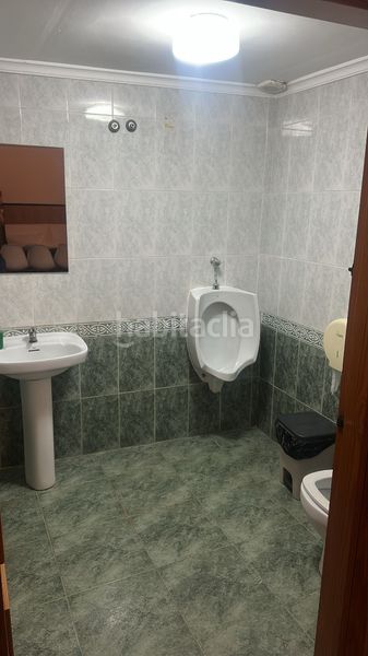 Foto 3d5ca0c2-f063-45d3-a0f8-8eb06d298ab3. Traspàs local comercial amb calefacció a Alfafar