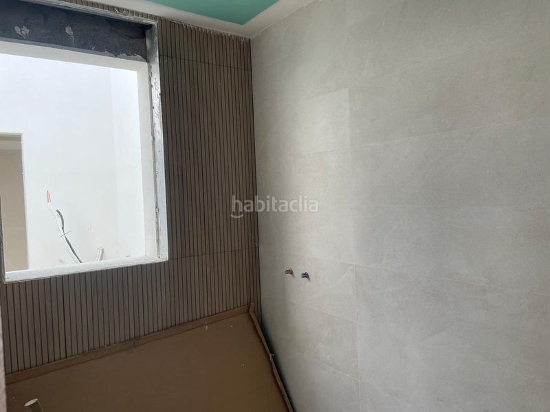 Foto 2195eb0e-3461-4b4a-8d42-ed524331c7bd. Casa amb aparcament a Belicena Vegas del Genil