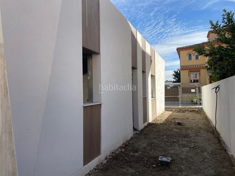 Foto 2548aac0-b7ba-4596-abcd-990d730071f7. Casa amb aparcament a Belicena Vegas del Genil