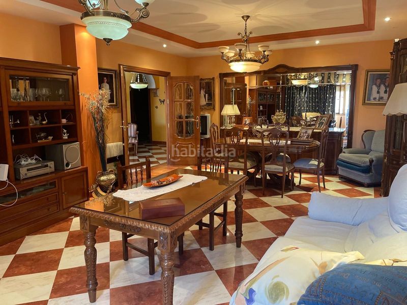 Foto 28699e45-84bc-4752-931f-f8e23512c245. Casa en avenida andalucía 39 en Chimeneas