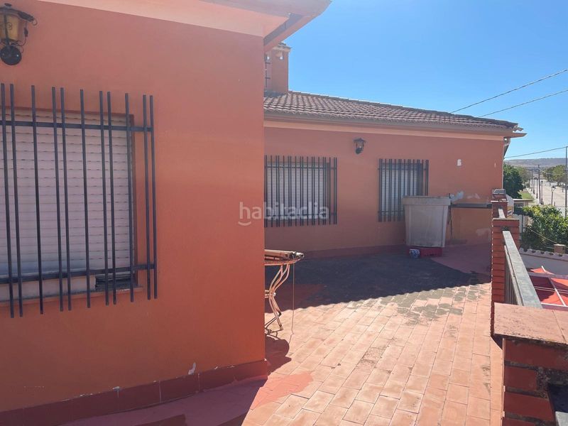 Foto 46cc41ce-c93d-4bb3-b994-6d8843baada0. Casa a avenida andalucía 39 a Chimeneas