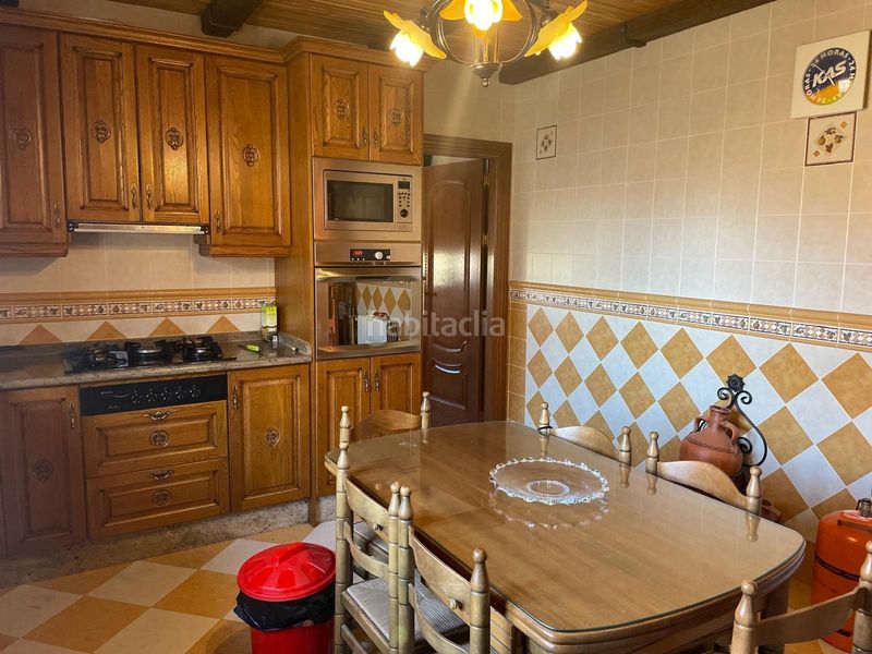 Foto 58d08b65-a59c-4e0f-915c-cb9d51e840fe. Casa a avenida andalucía 39 a Chimeneas