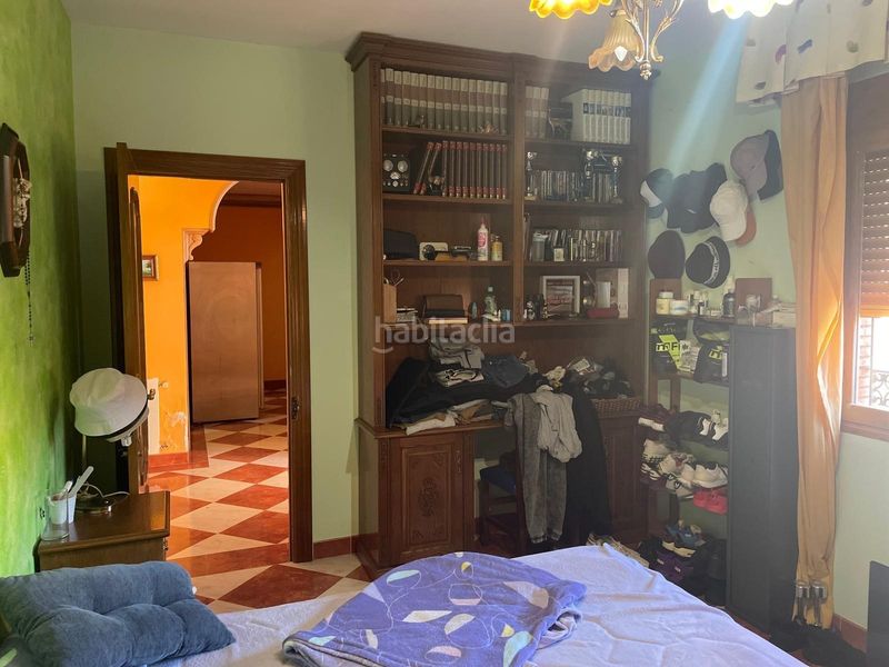 Foto 75a38b95-532b-421c-8609-5b493939ebbb. Casa en avenida andalucía 39 en Chimeneas