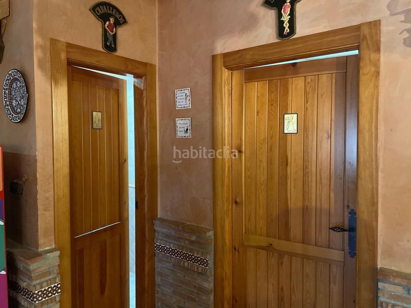 Foto 9b66586f-9e41-4c1e-b91a-fc759f4b3140. Casa en avenida andalucía 39 en Chimeneas