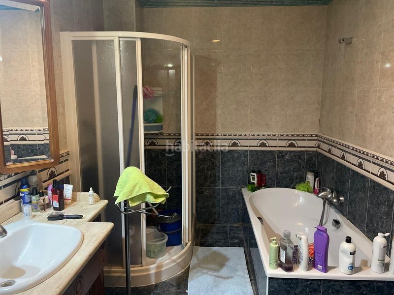 Foto a2e2b5a5-43c1-45cd-8b13-5c297286ef32. Casa a avenida andalucía 39 a Chimeneas