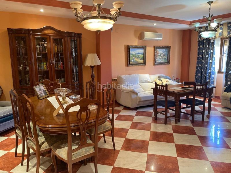 Foto ad9cf0be-3b00-42d6-8a99-3d50f9bba923. Casa en avenida andalucía 39 en Chimeneas