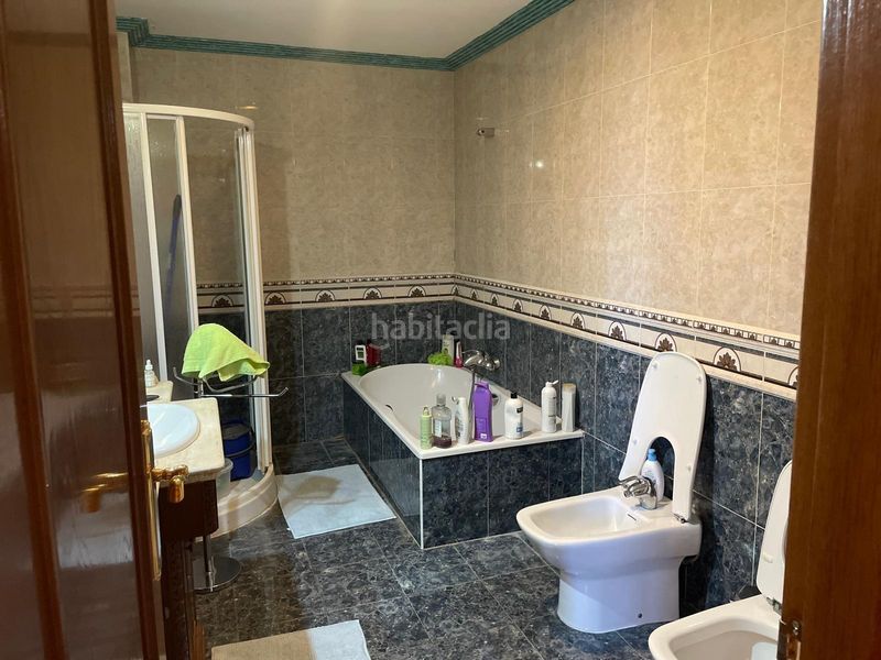 Foto d386f8bb-96da-43d9-970e-0bd0cef41bac. Casa a avenida andalucía 39 a Chimeneas